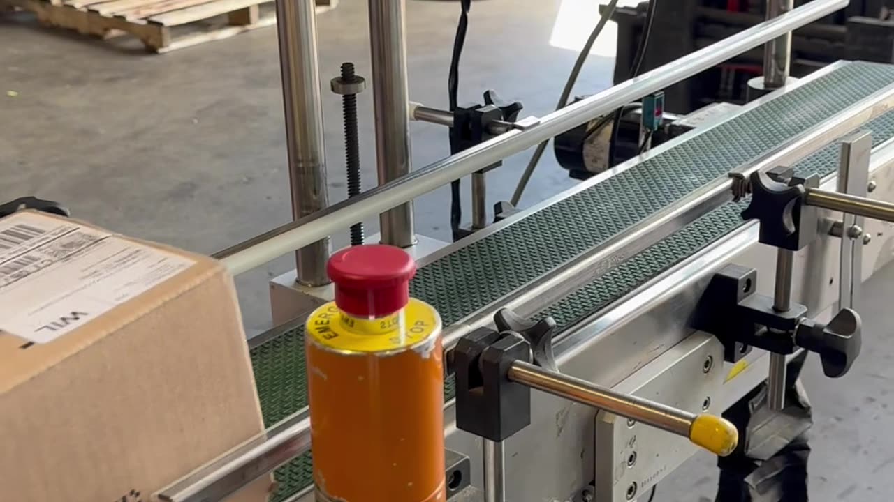 CVC Model 200 Pressure Sensitive Top Labeler