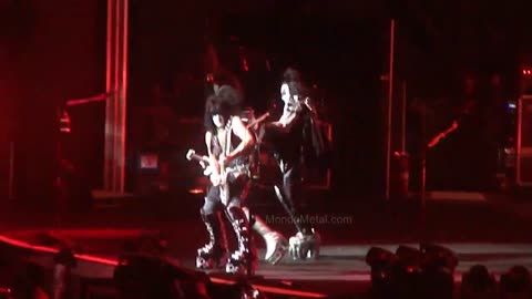 Kiss Live Lick It Up