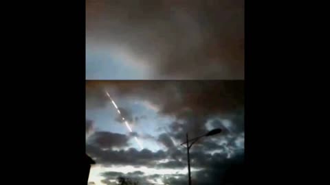 CHINA: NEW SUPERSONIC INTERCONTINENTAL BALLISTIC MISSILES.