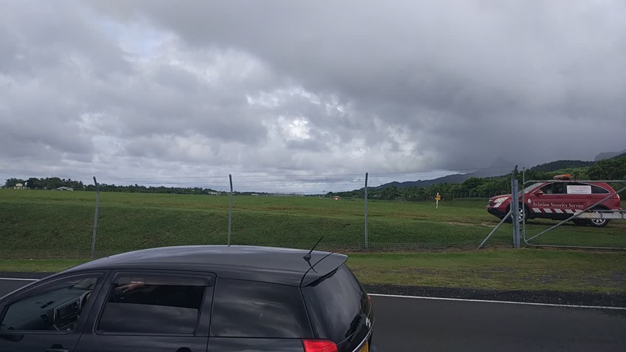 Airplane leaving Cooks Islands