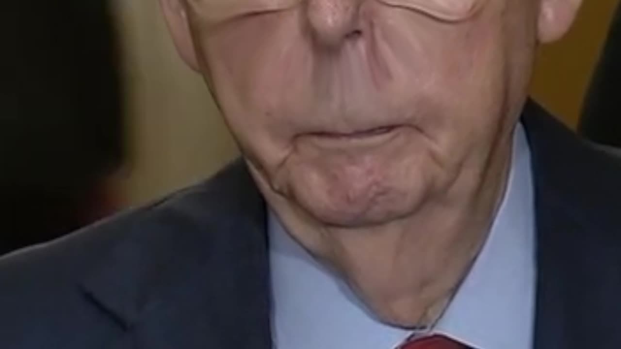 Mitch McConnell Appear to Experience an LSD Flashback