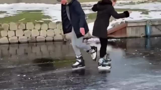 Weee.. #funny #short Share #ytshorts #animals #pets #dogs #dog #cats #cat #viral #funnyshorts #102