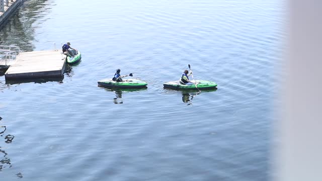 Rideau Canal Kayakers......