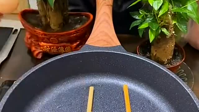 What are the delicious snacks?