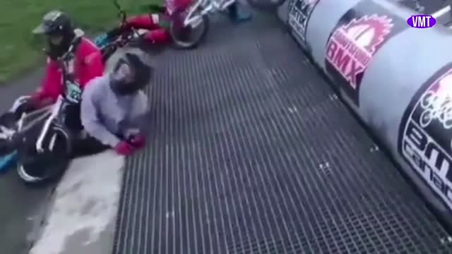 WOW! WHAT A BAD DAY! WATCH THIS VIDEO!