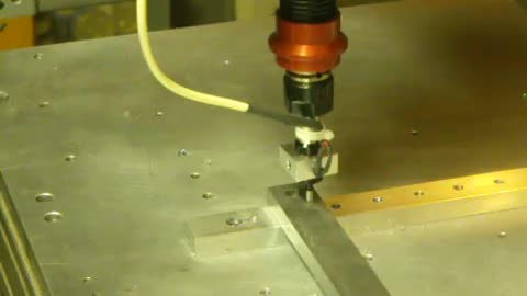 Edge finding using an optical edge finder