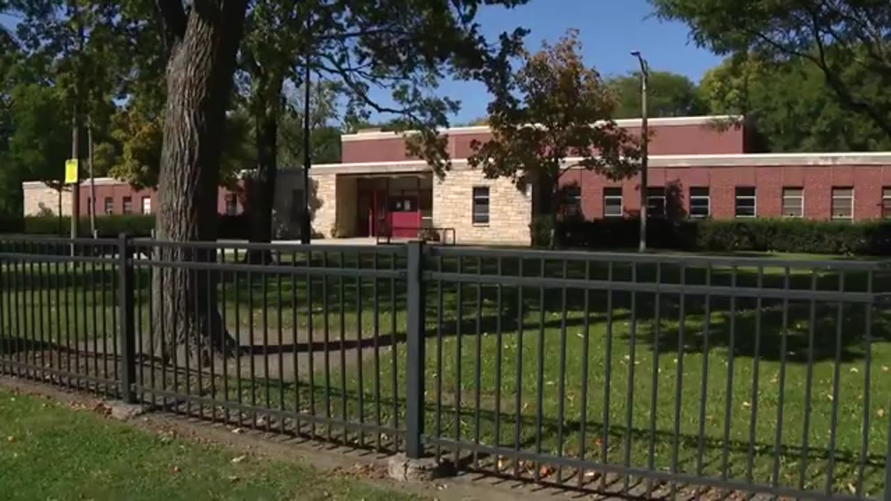 Restraining order filed against Chicago to block Amundsen Park Fieldhouse illegal migrant shelter
