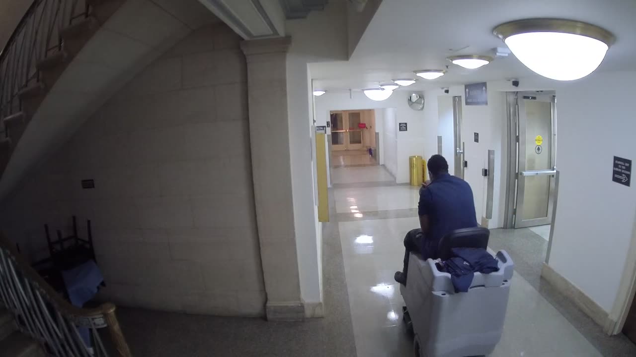 3234LHOBBAStair4_2021-01-06_00h20min00s777ms.mp4