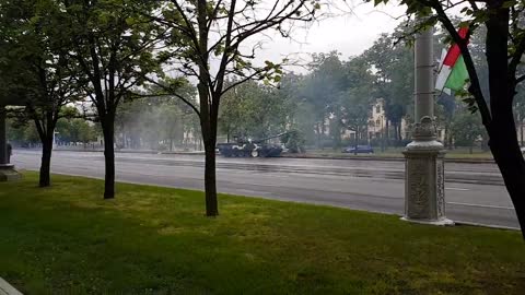 Choque a alta velocidad de un tanque en Minsk, Bielorrusia