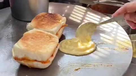 butter vadapav food of india