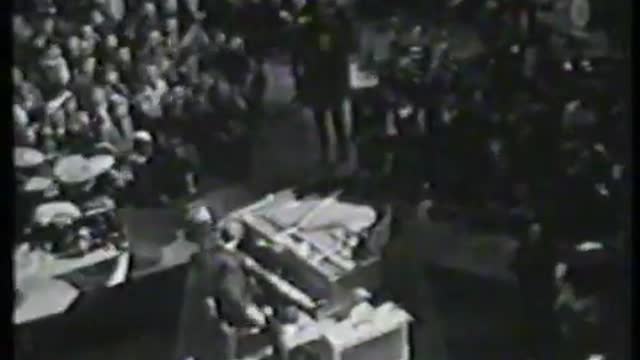 Jerry Lee Lewis -Greats Balls of fire & I'm On Fire