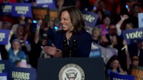 Kamala's only skill: being cringe 😬