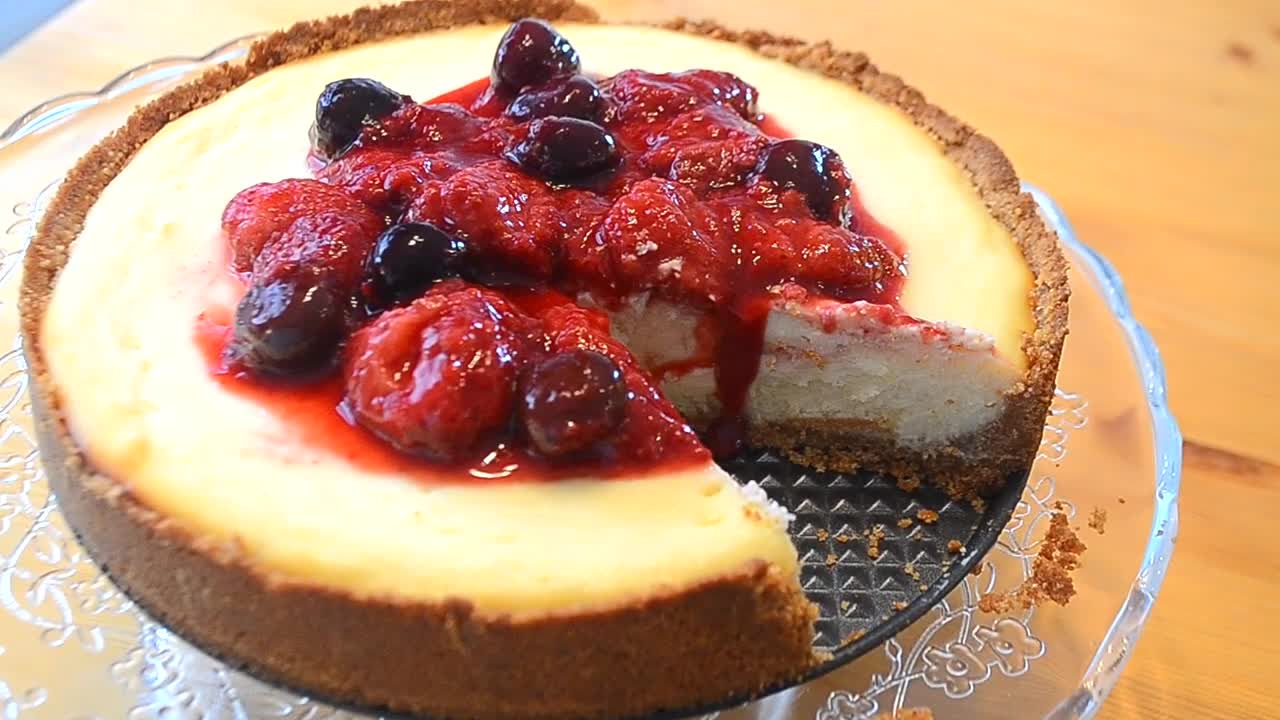 EASY BLENDER CHEESECAKE | Cheesecake Factory Cheesecake in 1 minute