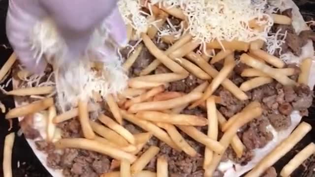 Vegetable gravy roll
