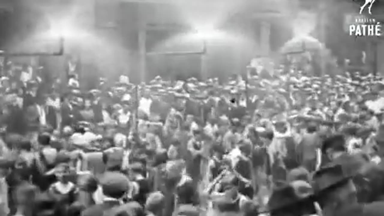 People enjoying public sprinklers during a heatwave in New York City in 1921