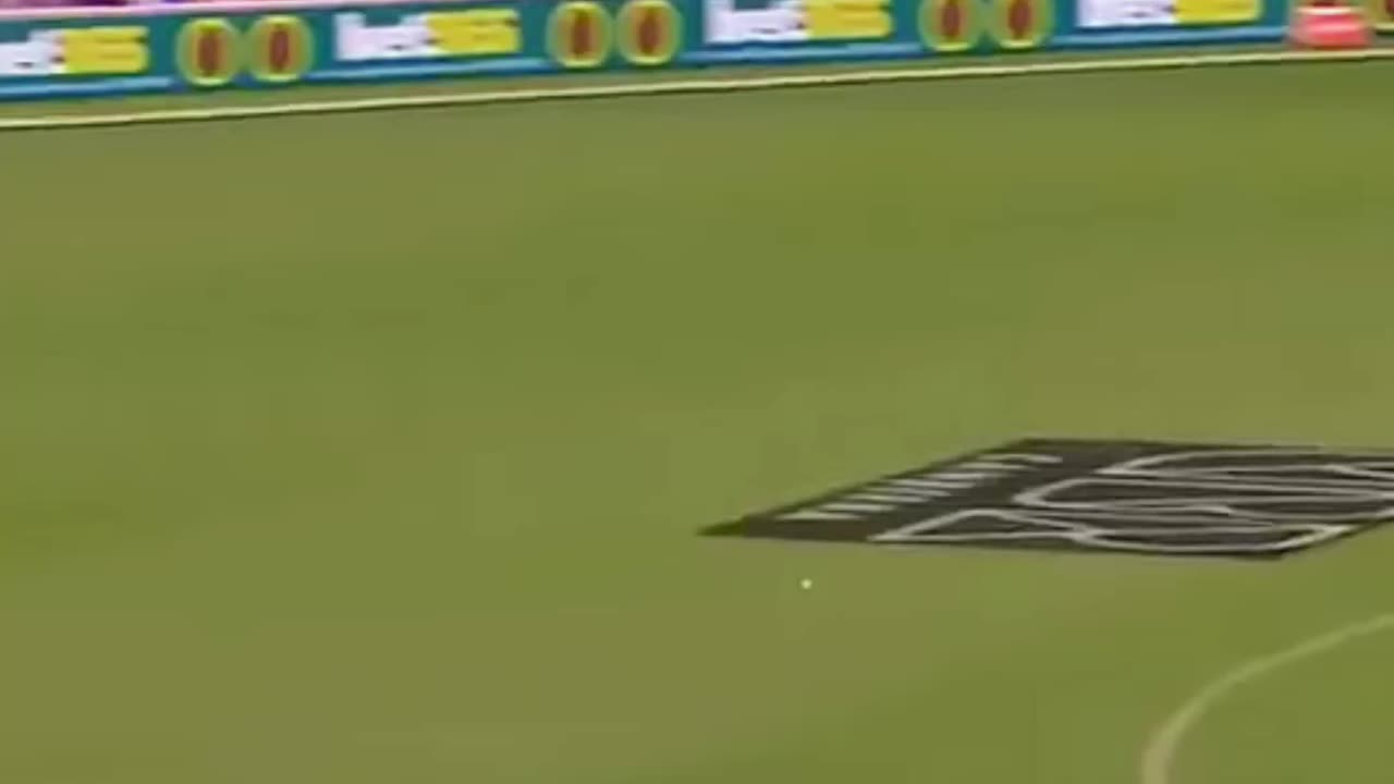 Virat Kohli 😲