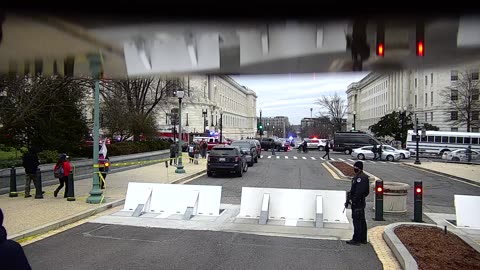 0672USCG00K25SouthBarricadeInbound_2021-01-06_15h34min57s677ms.mp4