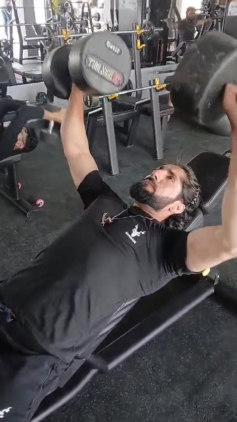 Incline dumbbell press