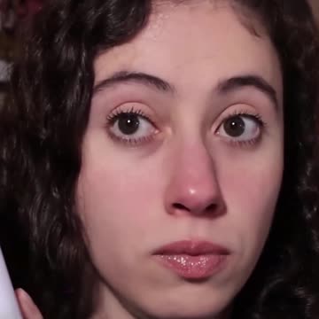 Unboxing the Adorable Honeydukes Christmas Tin! #harrypotter