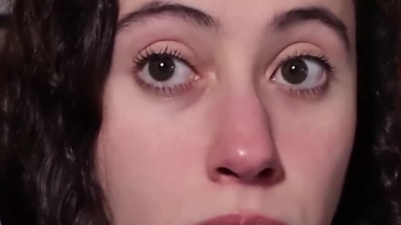 Unboxing the Adorable Honeydukes Christmas Tin! #harrypotter