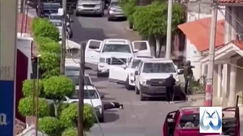 Mexican Drug Cartel Massacre Caught on Camera