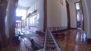 LEGO TRAIN DESDE LAS VIAS. CRS 9V ON BOARD GO PRO ,NO CRASH