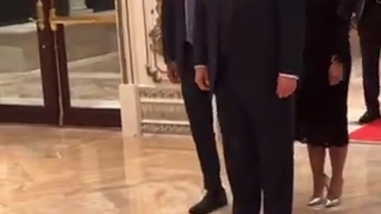 Another vid Donald & Melania arriving at last nights event w/Vivek & his wife Apoorva