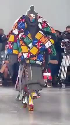 Η ΝΕΑ ΜΟΔΑ-ΦΟΡΕΣΤΕ ΤΑ.