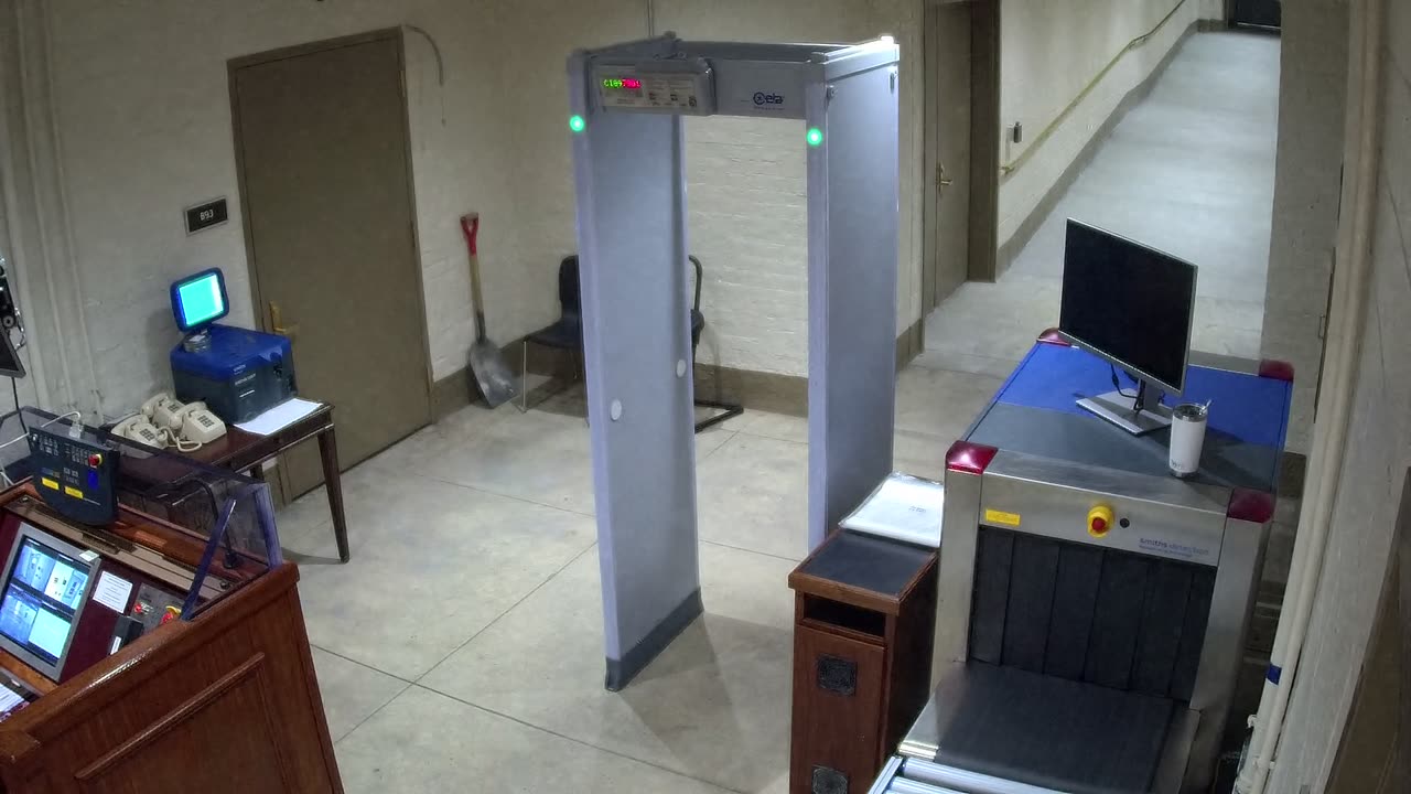 5133CHOBBAGarageScreening2_2021-01-06_21h44min35s507ms.mp4