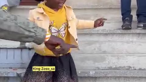 LITTLE MASKANDI DANCER