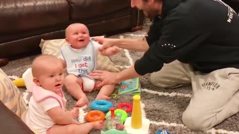 Videos Of Funny Twin Babies