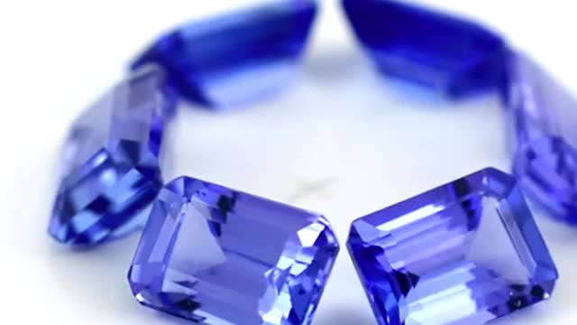 buy tanzanite gemstone online form chordia jewels