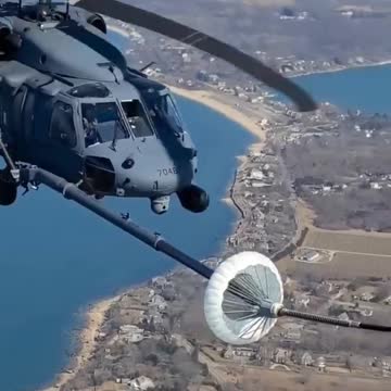Helicopter refueling in mid sky