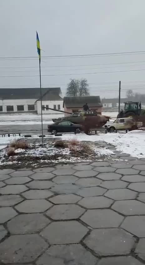 More Russian Vehicles Stolen by Farmers