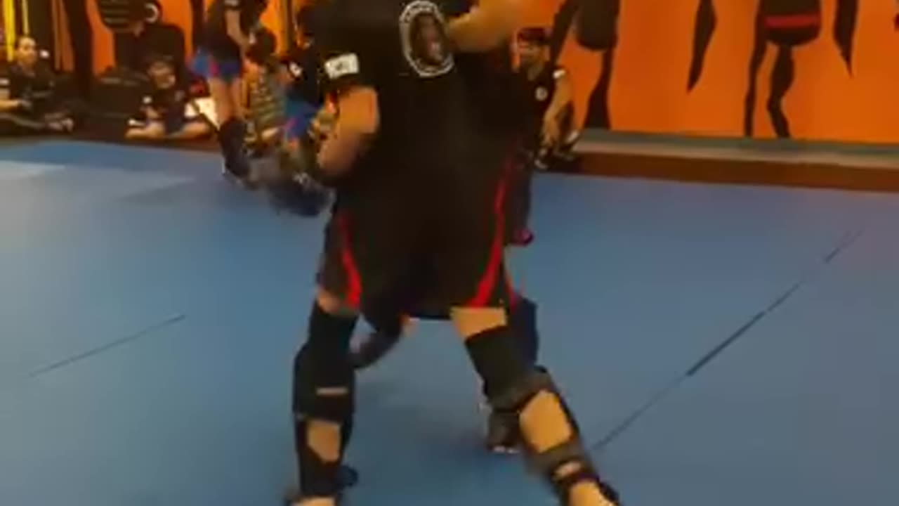 Kickboxing Sparring