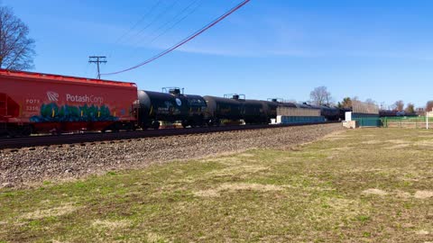 2 BNSF Freights Meet