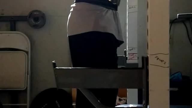 255 x 3 front squat