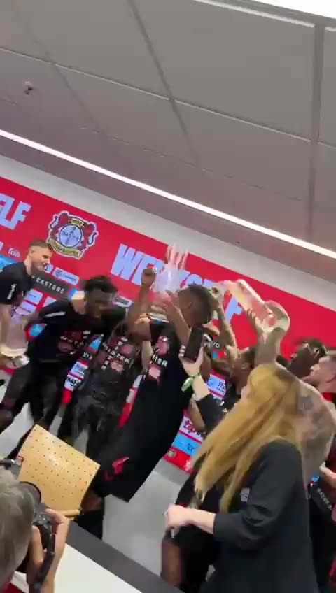 Got him! 😂🍻 Xabi Alonso