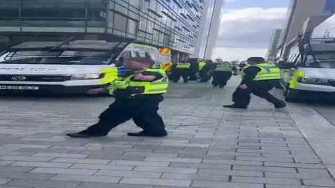 DECENT PEOPLE EXPOSING BBC LIES AND A MAN GOT ARRESTED FOR NOTHING