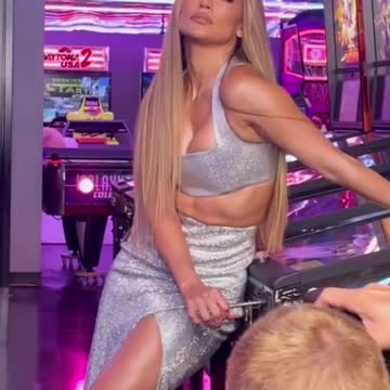 Jennifer Lopez | The Pinball Photoshooting ( Exclusive )
