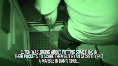 OVERNIGHT in HAUNTED POLTERGEIST HOUSE (Insane Paranormal Activity)