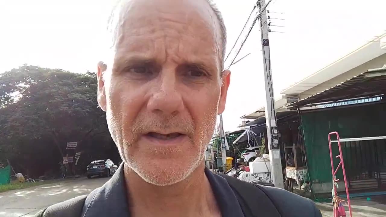 Thoughts on how Thailand's relaxed culture is reflected in the built environment