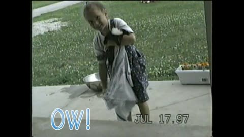 Giving A Skunk A Bath!