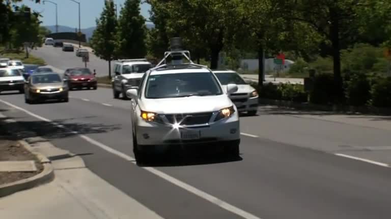 Google shows off driverless cars