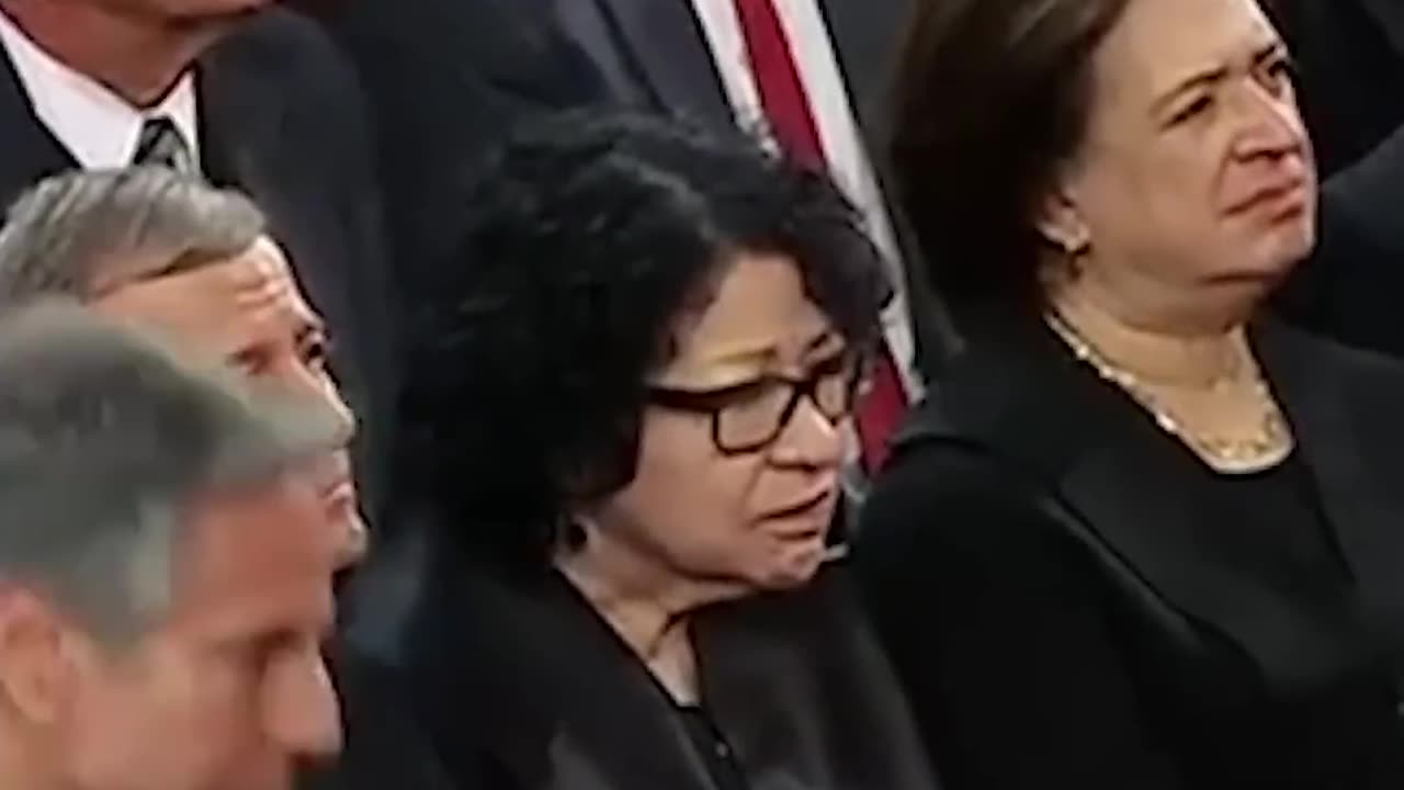 Biden takes swipe at Supreme Court justices in the audience #shorts