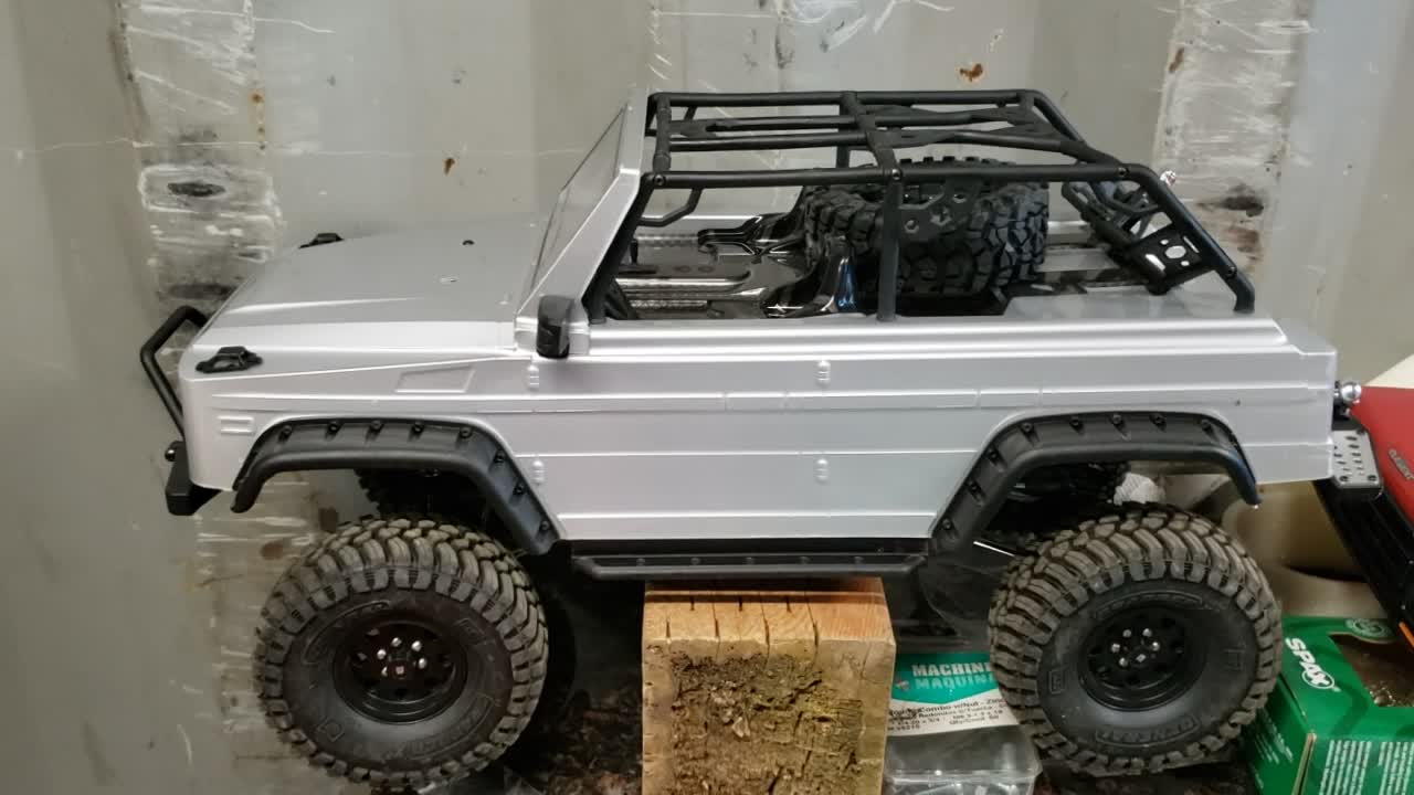 Friday Night Dilemma: What to do with the HG-P402?