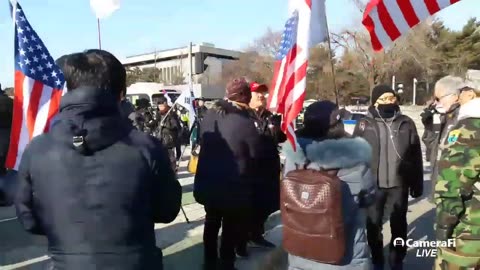 20190215_V3_S01(KTQdN9DsxiU)적진에 쳐들어 갔다가 경찰에 끌려나오는 애국노병!