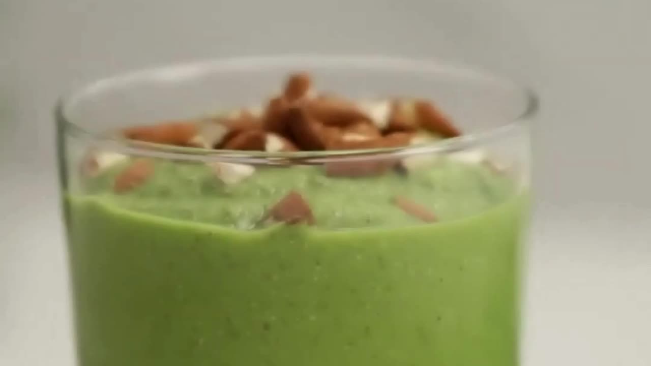 Keto Green Veggie Smoothie Short