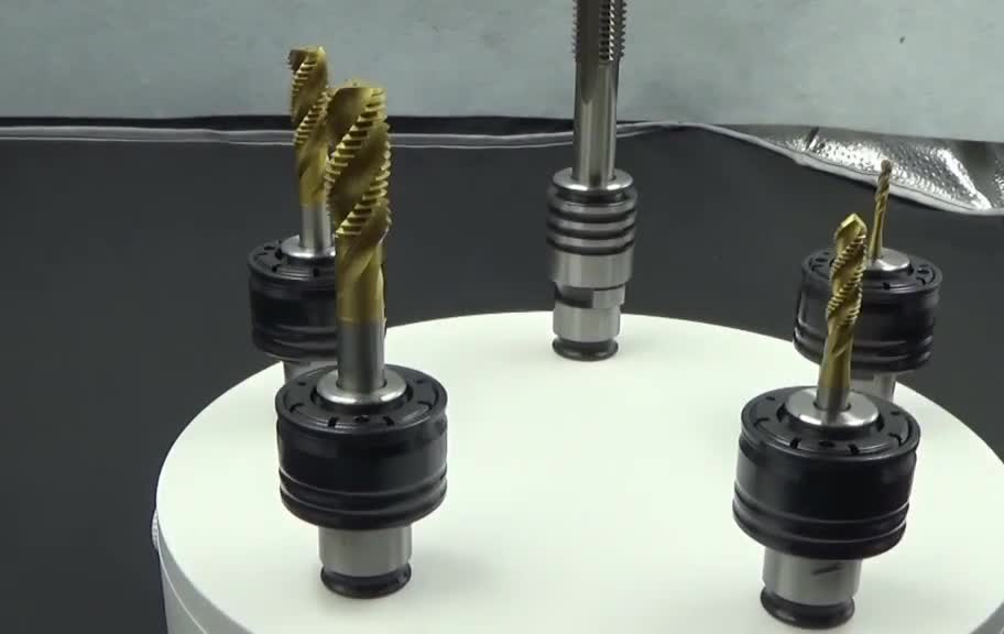 Small teeth tapping with antique and old machine tools