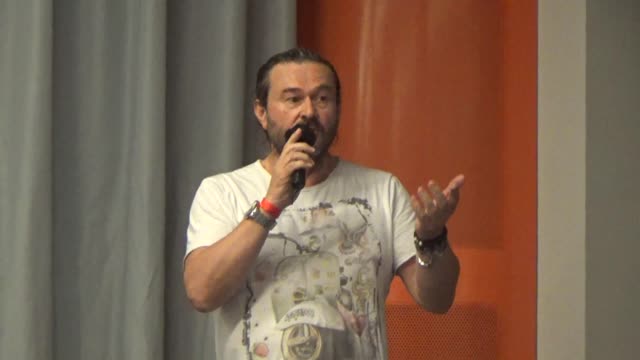 N.13 07-07-2022 Forli' G.Hotel-Convegno Ancora Italia - intervento di un cittadino